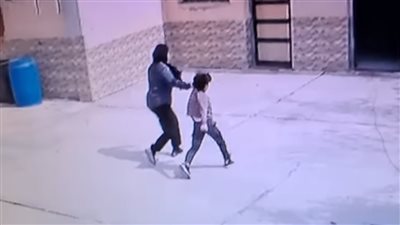 التعليم تحقق في واقعة تعدي مُدرسة على طالب مريض بالسكر بحدائق القبة