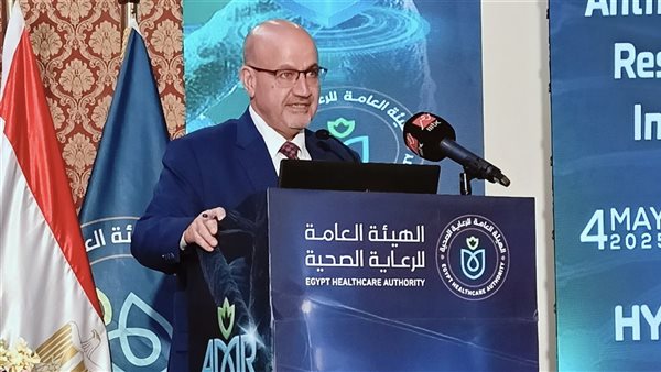 الدكتور نعمة عابد