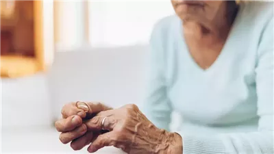 دراسة: قوة قبضة اليد مؤشر مهم لطول العمر والصحة العامة