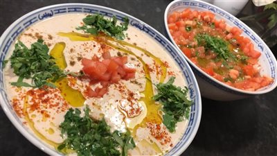 طريقة عمل الفول المدمس السوري.. لماذا يجب وضع قشر الليمون؟