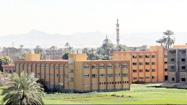 جامعة الأقصر
