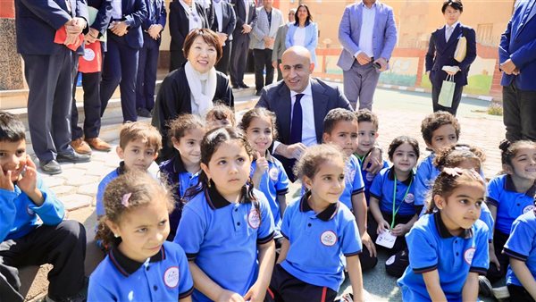 وزير التعليم رفقة