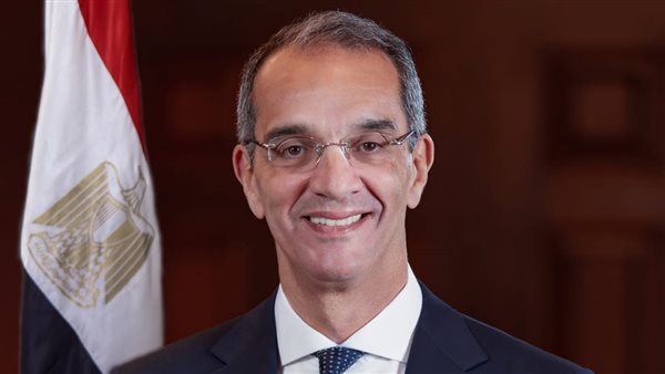 وزير الاتصالات