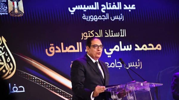 رئيس جامعة القاهرة