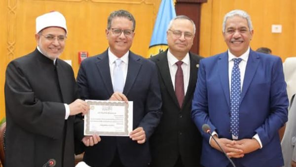 الدكتور ياسر حلمي