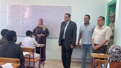 طلاب الثانوي الفني بجنوب سيناء يؤدون امتحانات نهاية العام في المحاسبة المالية والسكرتارية بالإنجليزية والرسم الفني وفيزياء عامة