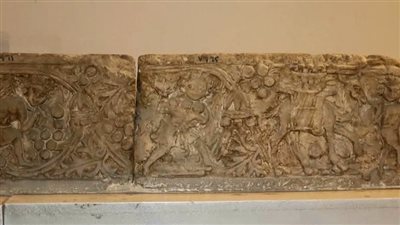 المتحف القبطي يعرض قطعة حجرية نادرة من القرن الرابع الميلادي