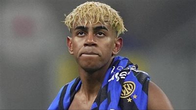 سأفي بوعدي.. رسالة من لامين يامال لجماهير برشلونة بعد الخروج من دوري الأبطال