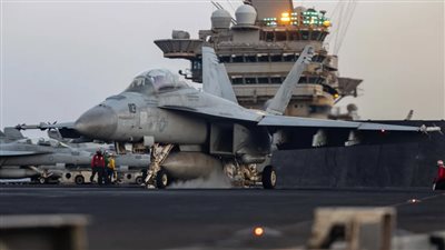 فقدان مقاتلة ثانية من طراز F18 تابعة لحاملة الطائرات الأمريكية هاري إس ترومان في البحر الأحمر