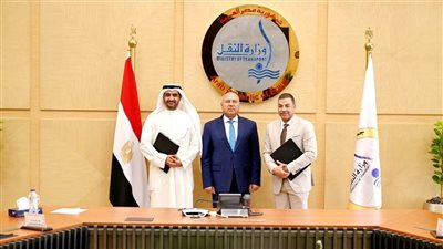 النقل تتعاقد مع شركة خاصة لتشغيل 100 سيارة كهربائية بالقاهرة والجيزة