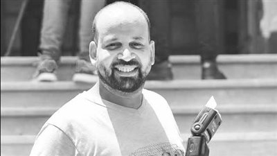  وفاة المصور أمير رشدي بعد صراع مع السرطان