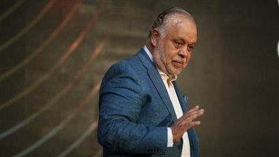 لانتحاله صفة فنانين.. أشرف زكي يتقدم ببلاغ ضد شخص نصب على النجوم 