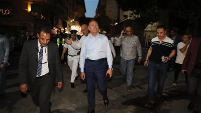محافظ القاهرة: جارٍ السيطرة على حريق بالدور الأول والثاني بأحد مباني وسط البلد دون إصابات أو وفيات