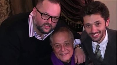 محمود سعد يوجه نصيحة إلى أبناء محمود عبد العزيز ويدعو الطرفين لإنهاء الأزمة: عالجوا الأمر بهدوء