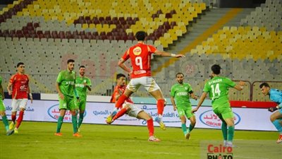 هل تقام مباراة الأهلي والمصري الموسم المقبل في بورسعيد؟.. شوبير يوضح