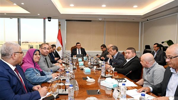 لقاء وزير الإسكان