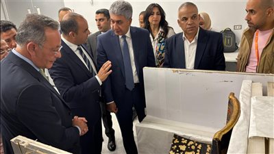 قبل افتتاحه.. المتحف المصري الكبير يستقبل 163 قطعة من كنوز الملك توت عنخ آمون | صور 