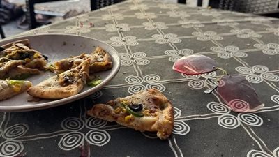  خلال تناولهما البيتزا.. قصة استشهاد فتاتين بأحد المطاعم في غزة تتصدر التريند 