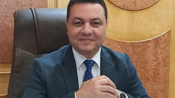 سبب انسحاب محامي