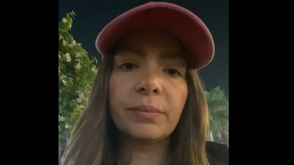 نهى أبو العيون مريضة