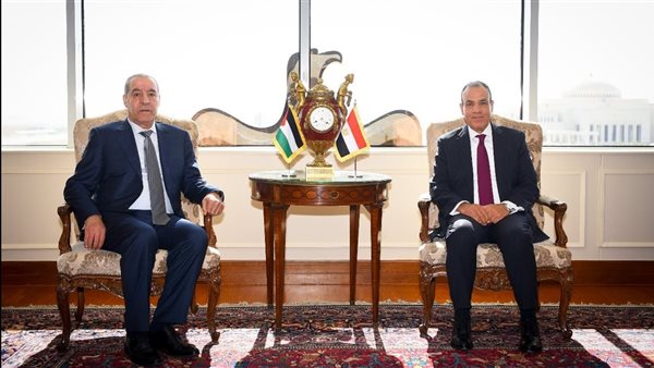 وزير‎ الخارجية والهجرة