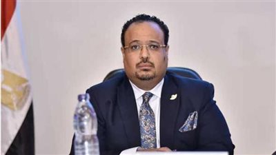 وزير الصحة: تكليف الدكتور بيتر وجيه مساعدًا له لشؤون الطب العلاجي لمدة عام