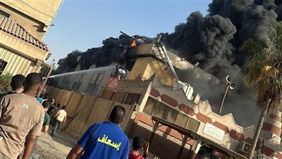 إصابة 11 شخصًا إثر حريق بمصنع بلاستيك بالمنطقة الصناعية في أكتوبر