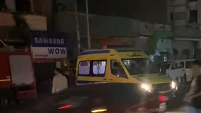 نقل جثمان عامل ضحية حريق ميدان سفير بمصر الجديدة إلى المشرحة | فيديو