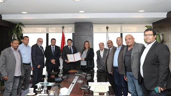 تسلم صندوق الإسكان