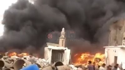حريق يلتهم مخزن خردة في بلبيس بالشرقية.. والدفع بـ 3 سيارات إطفاء