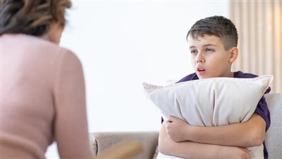 احميه من التحرش.. كيفية تعليم الطفل عدم لمس المناطق الحساسة ببساطة؟