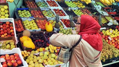 رئيس شعبة الخضراوات: توقعات بانخفاض أسعار الفاكهة الصيفية بالأسواق خلال أيام