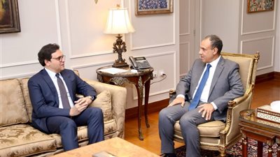 وزيرا الثقافة والخارجية يبحثان تعزيز الدبلوماسية ودور القوة الناعمة في دعم العلاقات الدولية