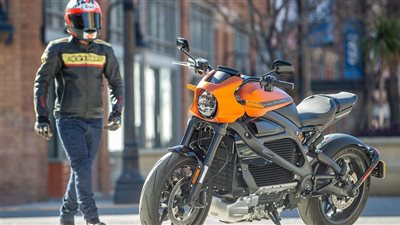 نصائح لتجنب سرقة الدراجات النارية.. تعرف عليها