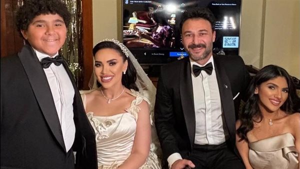 مي فاروق وأولادها