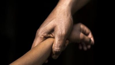 تلميذ يدعي تعرضه للاعتداء على يد فراش المدرسة بالعمرانية