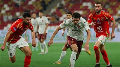 الأحمر لا يعرف الهزيمة.. تاريخ مواجهات الأهلي وسيراميكا كليوباترا قبل مباراة الليلة