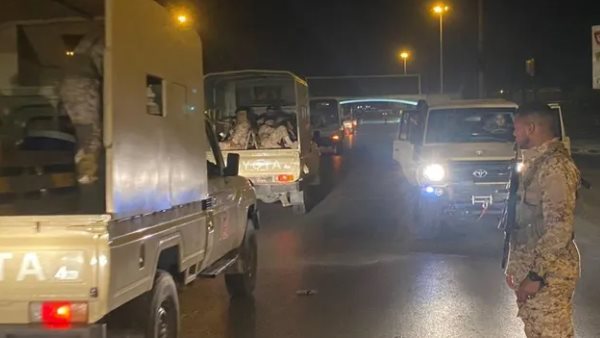 عناصر من وزارة الدفاع