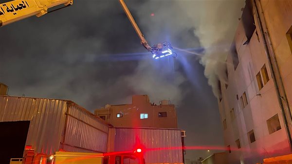 حريق يلتهم مصنع أثاث