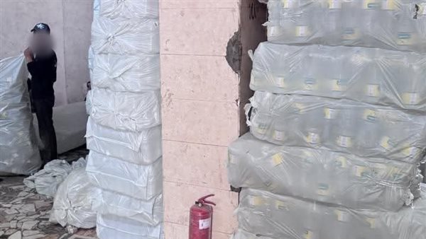 ضبط 15 طن زيوت مجهولة