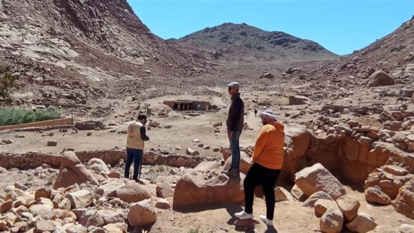 جانب من تدريب الأثريين