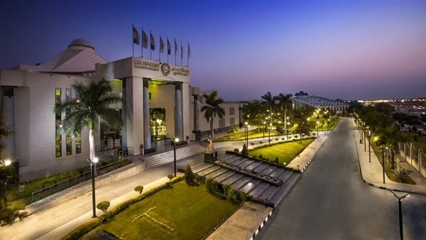  جامعة مصر للعلوم