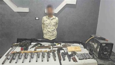 ضبط عنصر إجرامي يدير ورشة لتصنيع الأسلحة النارية بالدقهلية
