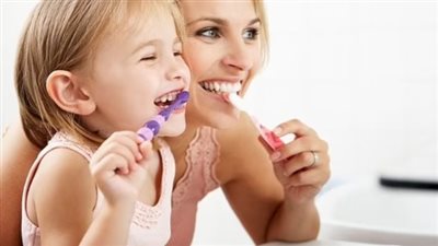 تحذيرات من وجود معادن سامة مرتبطة بالتوحد في معجون أسنان شائع 