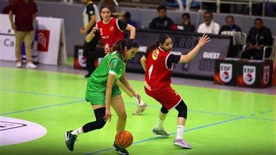 الأهلي يفوز على سبورتنج في أولى مباريات نهائي دوري السوبر لكرة السلة سيدات