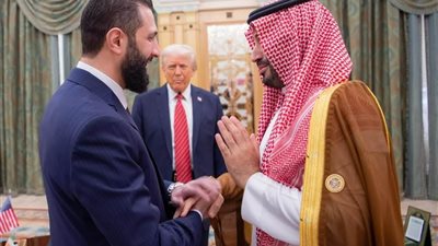 ترامب: الرئيس السوري شخص قوي.. وسنرى ماذا سيحدث بعد رفع العقوبات 