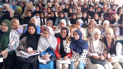 قوافل الأمل.. انطلاق المراجعات النهائية لطلاب التعليم الفني بالأقصر