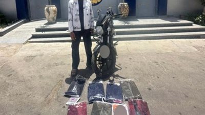 خد الأوردر وهرب.. القبض على سائق تابع لتطبيق نقل ذكي سرق عميلا بالقاهرة