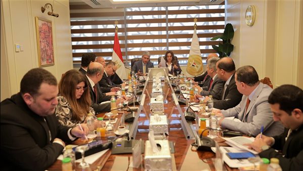 وزير السياحة 