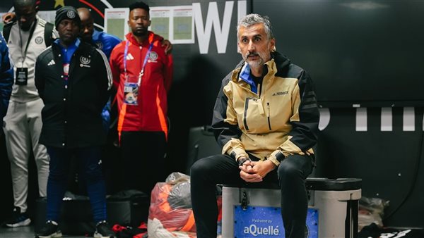 الإسباني خوسيه ريفيرو